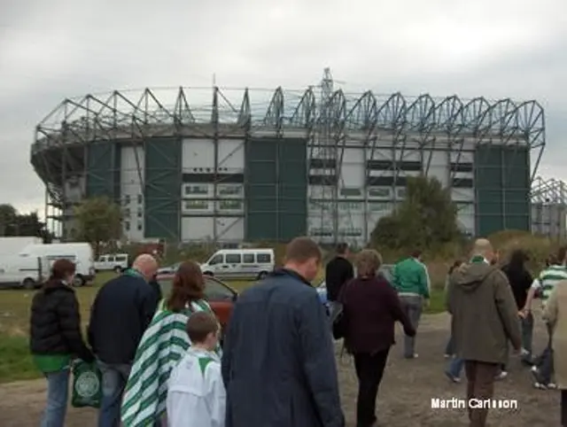 Quinton Fortune pratar med Celtic