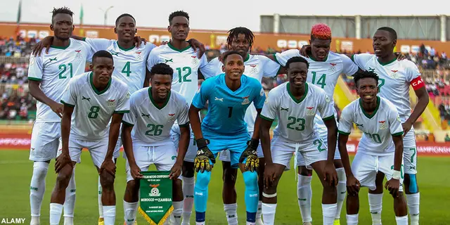 Zambia backar kritiserad tränare: "Pengar, pengar, pengar"