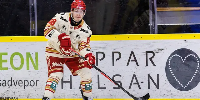 Eddie Levin bötfälls för filmning i derbyt