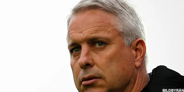 Officiellt: Kit Symons fotad