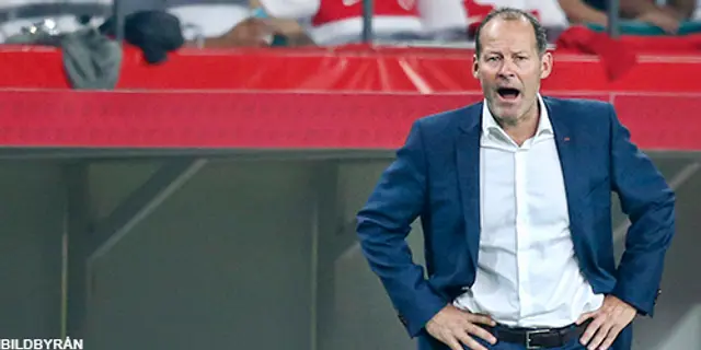 Danny Blind sparkad!