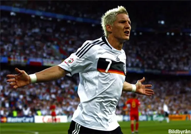 Schweinsteiger intresserar Milan