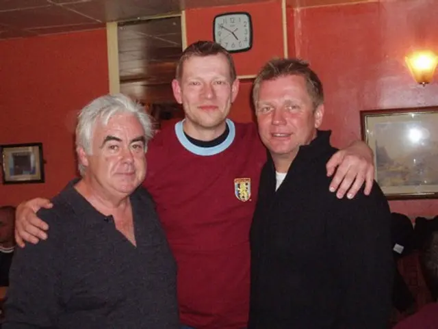 Old Schoolbibeln plats 9: Aston Villa-forwards