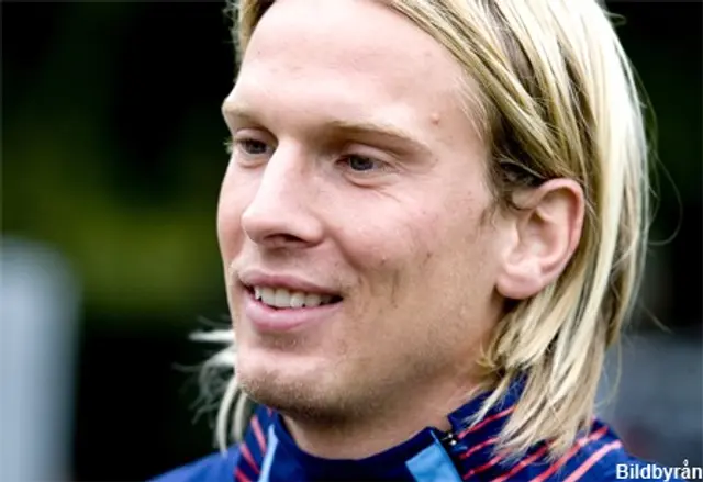 Silly season i Ajax: Christian Poulsen kommer gratis!