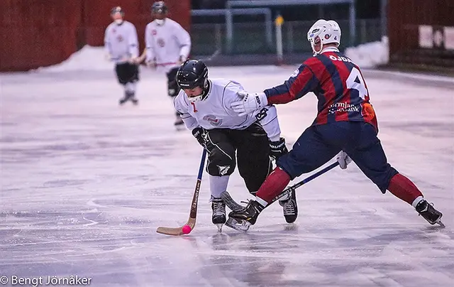 Katrineholm steget före HIK