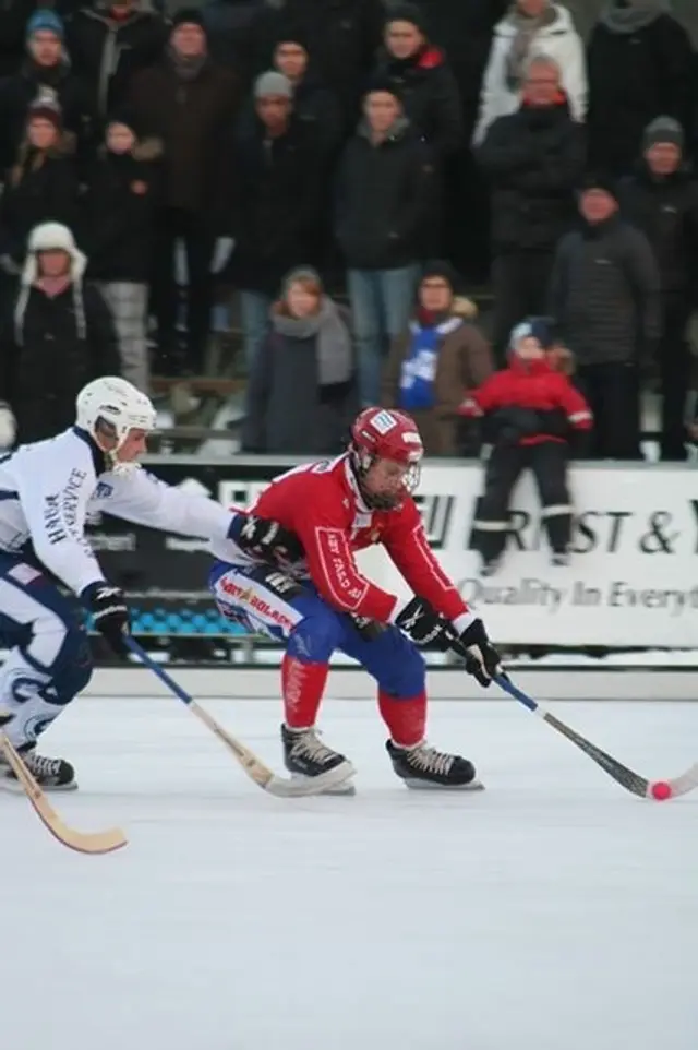 Det sågs rött i derbyt