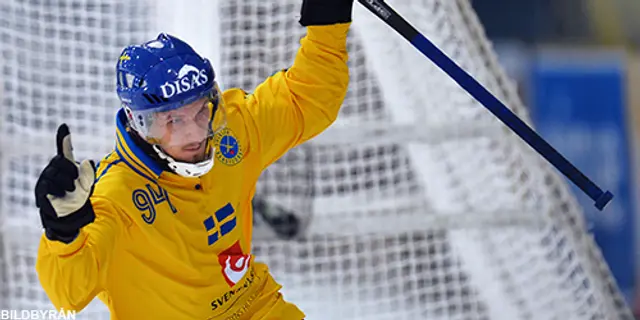 Övertygande seger i VM-premiären