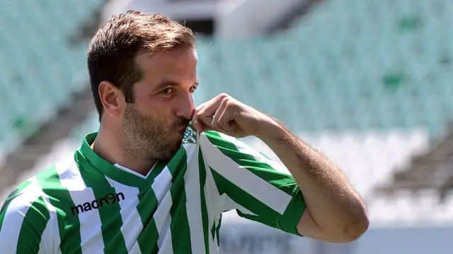 - van der Vaart hade gjort oss mästare