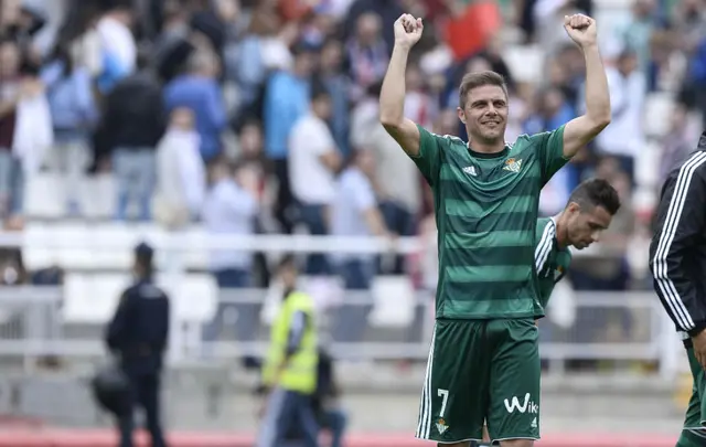 Joaquín fyllde 200 med Betis i La Liga