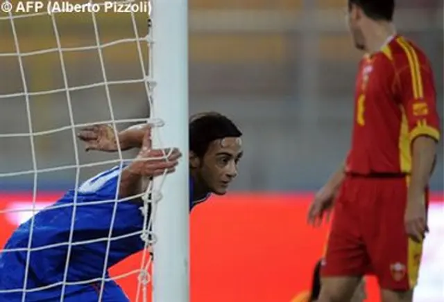 Italien-Montenegro 2-1: Simpel <i>doppietta</i> av Aquilani