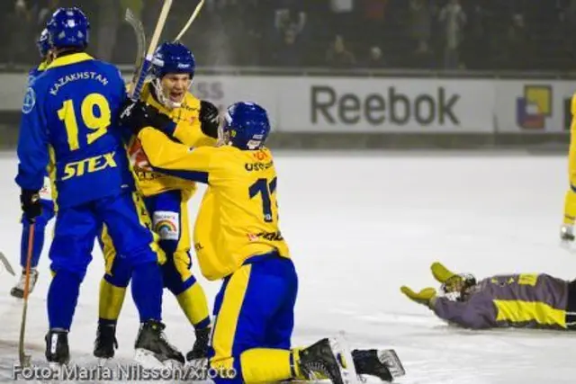 Tv&aring; storfavoriter i VM-semifinalerna