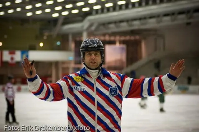 B-VM: Tr&aring;kig match avslutade torsdagen