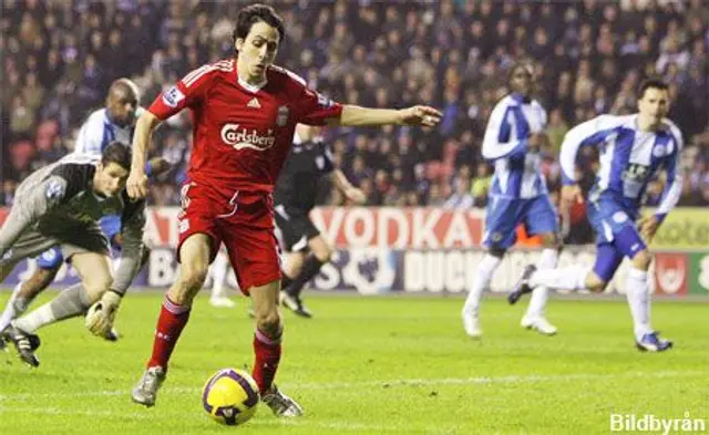 Benayoun &ouml;verens med Chelsea