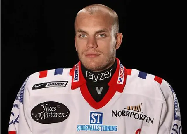 Fredrik Hynning stannar