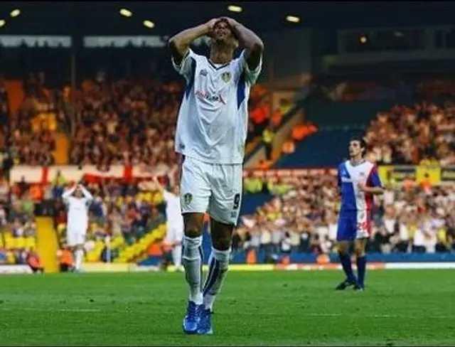 Beckford stannar i Leeds