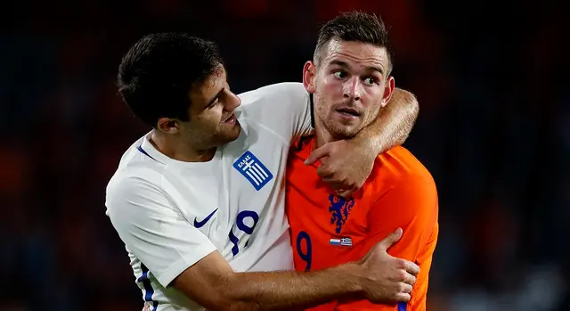 Skibbe har valt ut spelare inför VM-kvalet mot Cypern och Estland