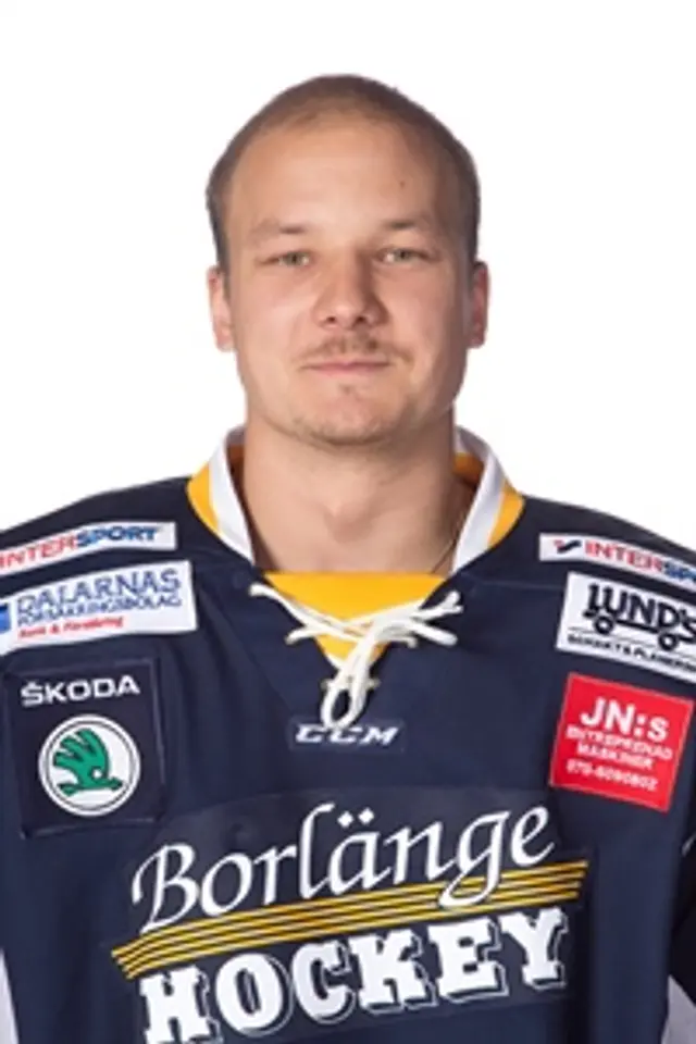 Linus "Pajen" Persson slutar med ishockey