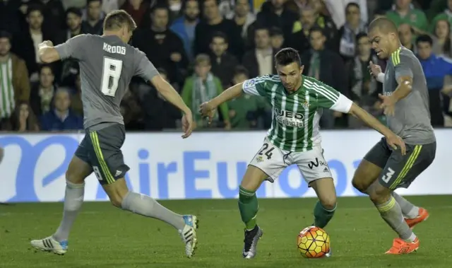 Paradoxernas Betis ogillar Zidane