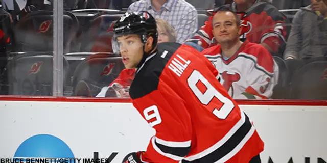 Taylor Hall har presenterat sig