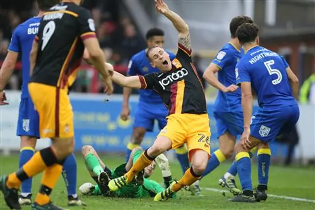 Matchrapport: Snöplig förlust på tilläggstid för AFC Wimbledon hemma på Kingsmeadow Ground.