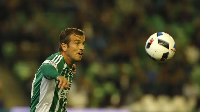 van der Vaart kostade Betis 6 785 euro i minuten