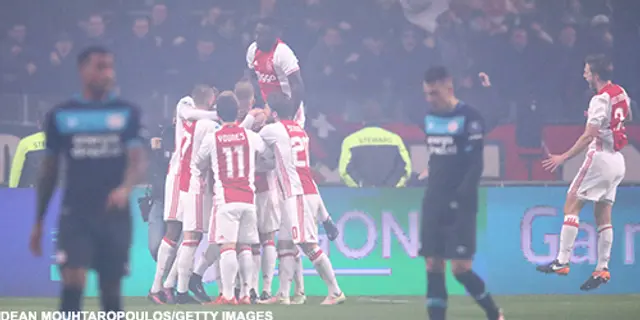 Ajax 1 - 1 PSV: Ingen vinnare i hett toppmöte