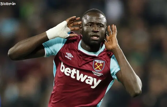 Kouyate lämnar West Ham