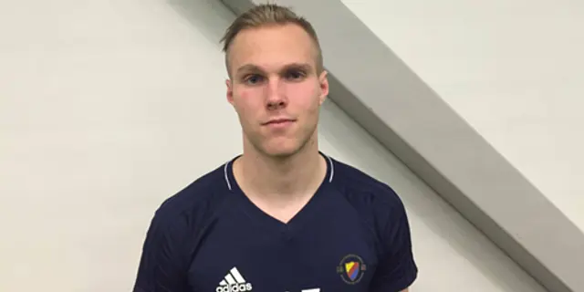 Gustav Engvall återkallas till Bristol City