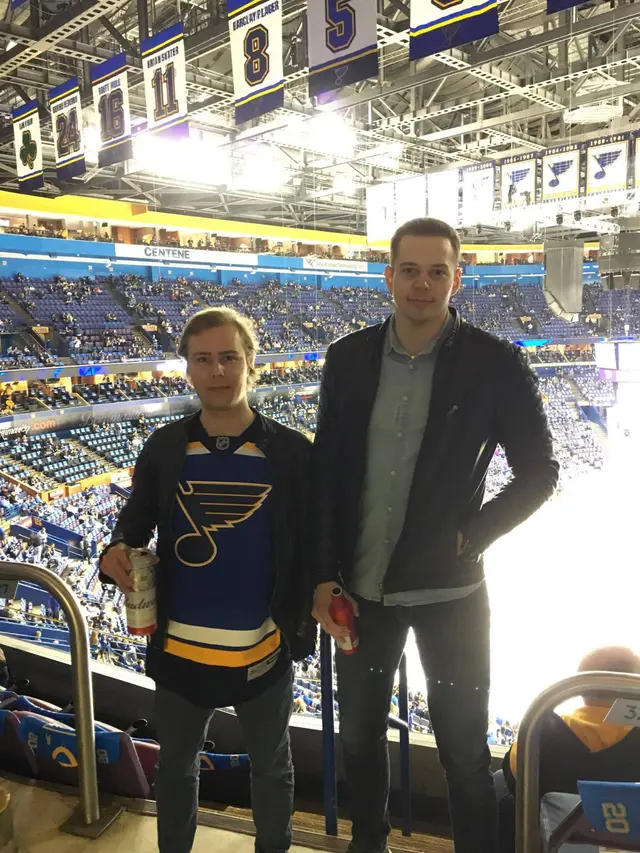 På plats i St. Louis del 2: debut i Scottrade