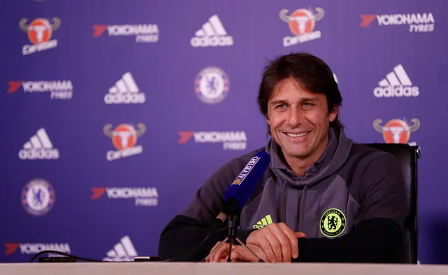 Conte: "Arsenal är favoriter"