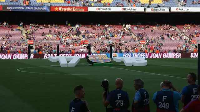 Barcelona vinner en ny Joan Gamper titel i en mycket känslosam match