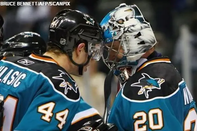 Nattens NHL (23/12/09): Nabokov r&auml;ddade Sharks