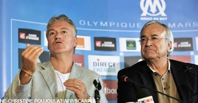 Deschamps prisad av France Football