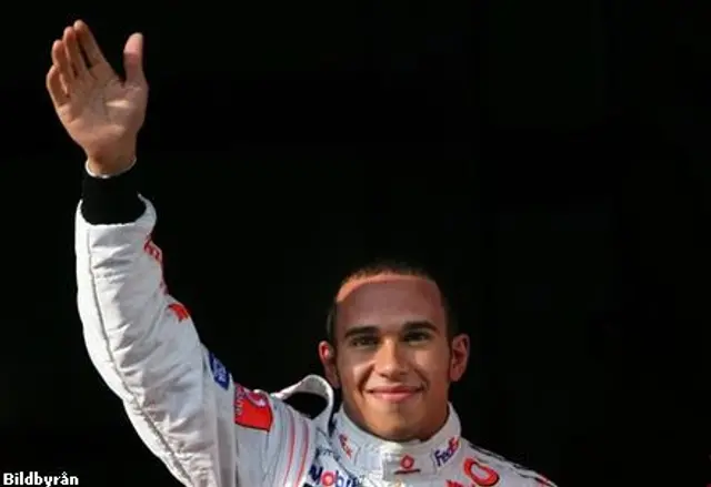 Hamilton siktar på pole position