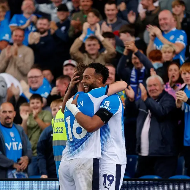 Toppmöte på Boxing Day: Stockport County tar emot Lincoln City