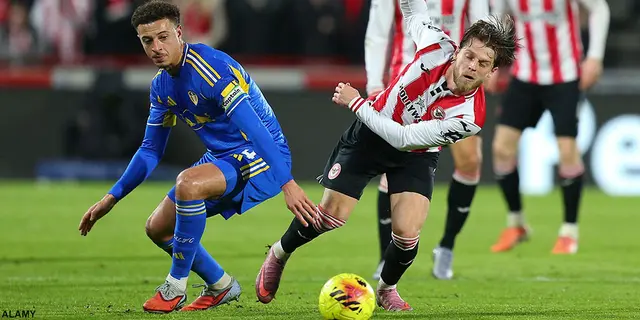 Leeds kryssade i beige match