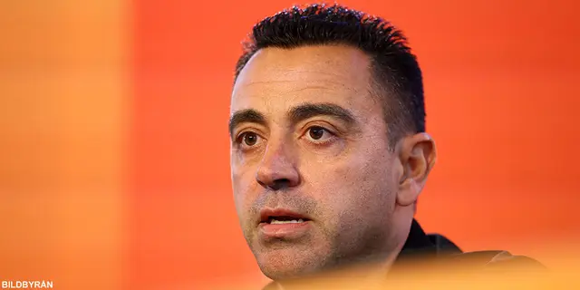 Xavis första trupp - petar Memphis Depay och Wout Weghorst