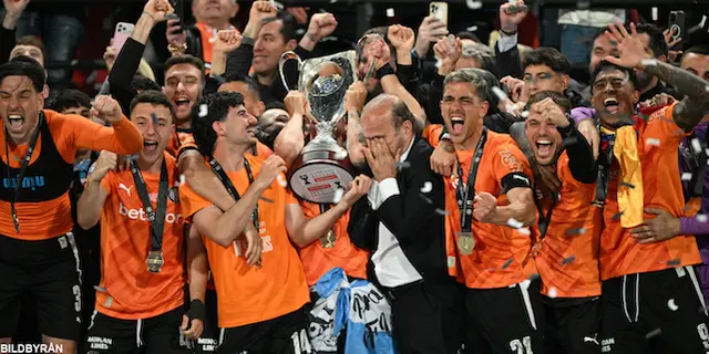 Mäktiga OFI välte omkull PAOK i den svartvita cupfinalen 