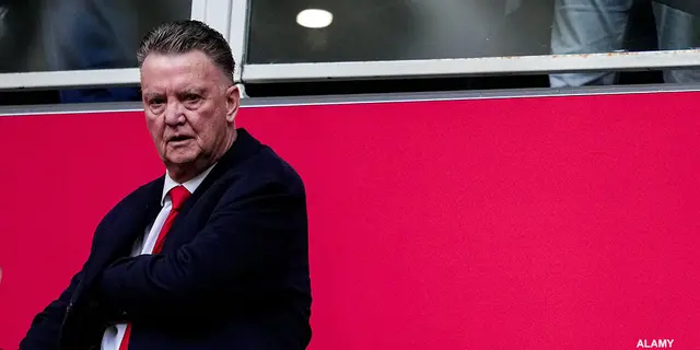 Louis van Gaal lämnar Ajax, nya hemmatröjan presenterad