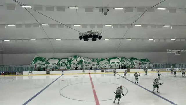 Premiär med fest och fullsatt
