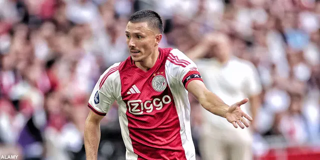 23. Steven Berghuis