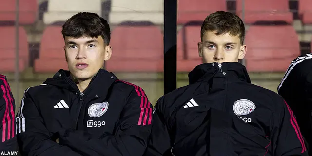 Ibrahimovic målskytt i Ajax – framspelad av van der Vaart