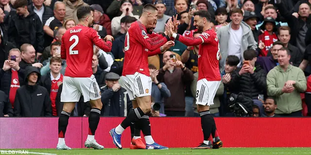 Tung seger för United i rivalmötet