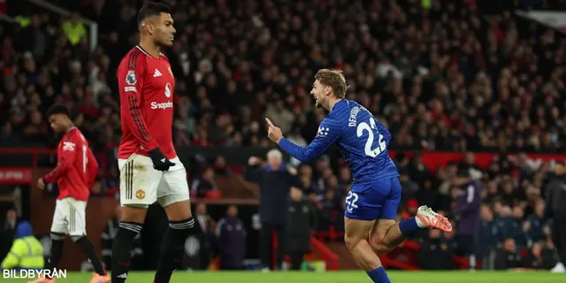 Everton vann med tio man mot Man U
