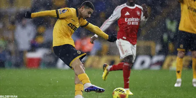 Arsenal tappade segern på tilläggstid 