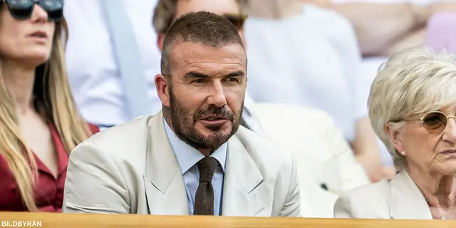 Sir David Beckham adlad av kung Charles