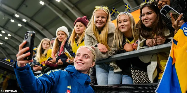 TV: Supportrarnas favoriter i damlandslaget