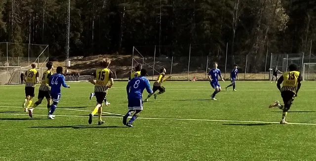 Islossning i solskenet över Källbrink: 9-1!