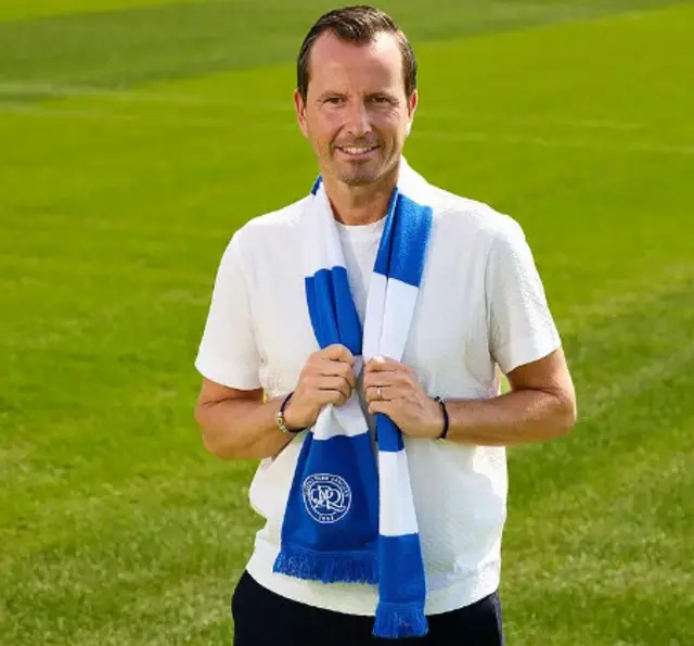 Marti out - Stéphan in