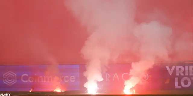 Ajax - Groningen avbruten efter bengalskandal